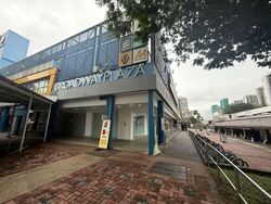 Broadway Cinema (D20), Retail #625699321